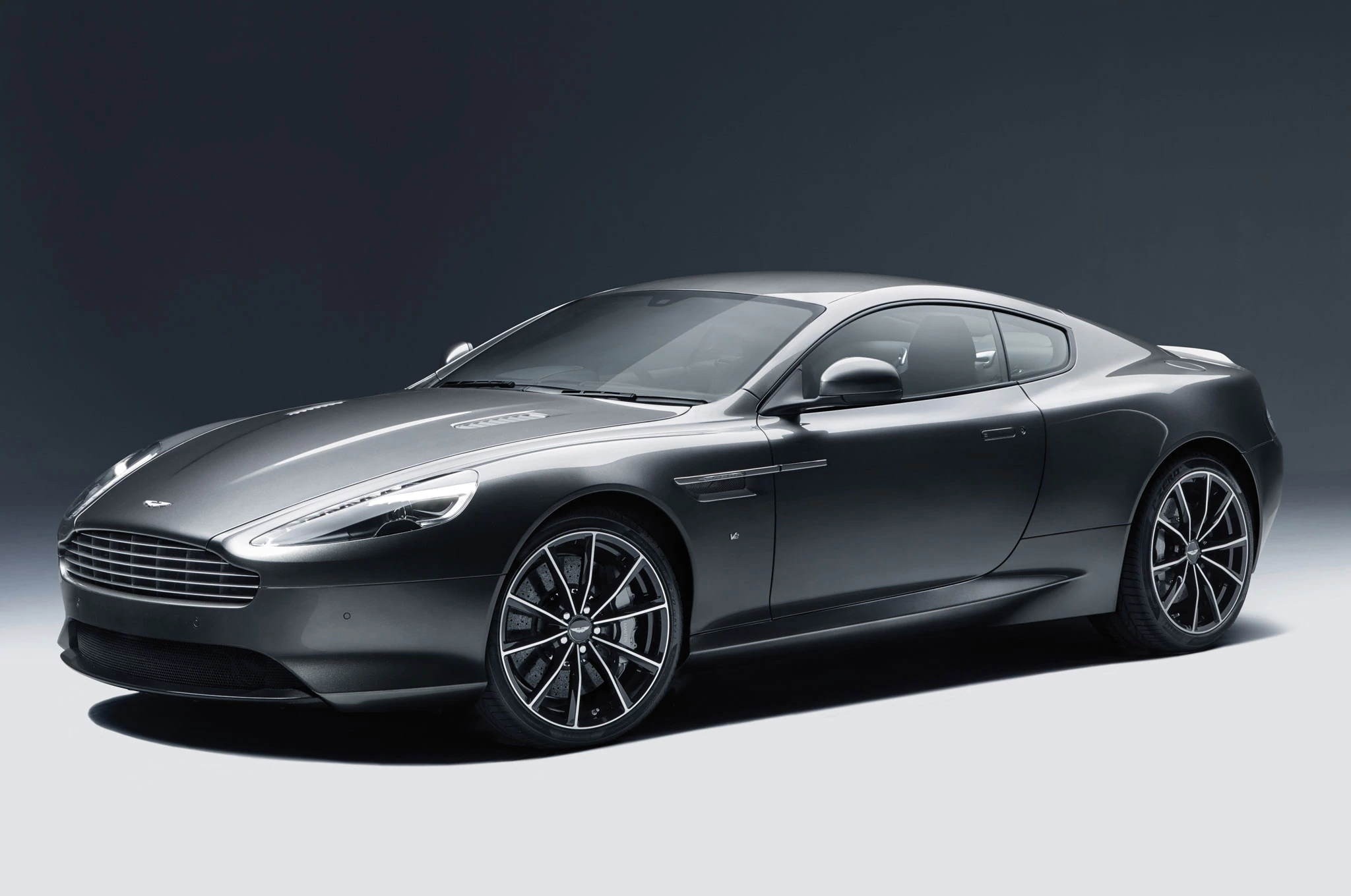 aston-martin-finance