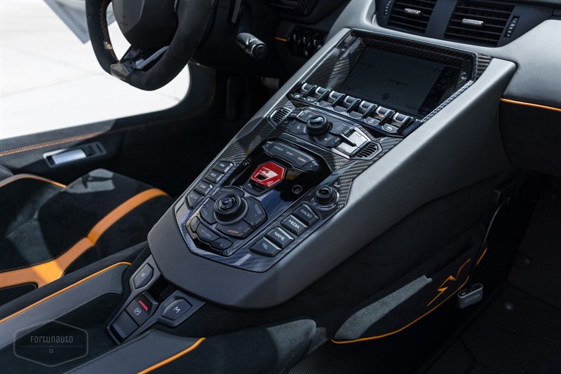 lamborghini-finance-services